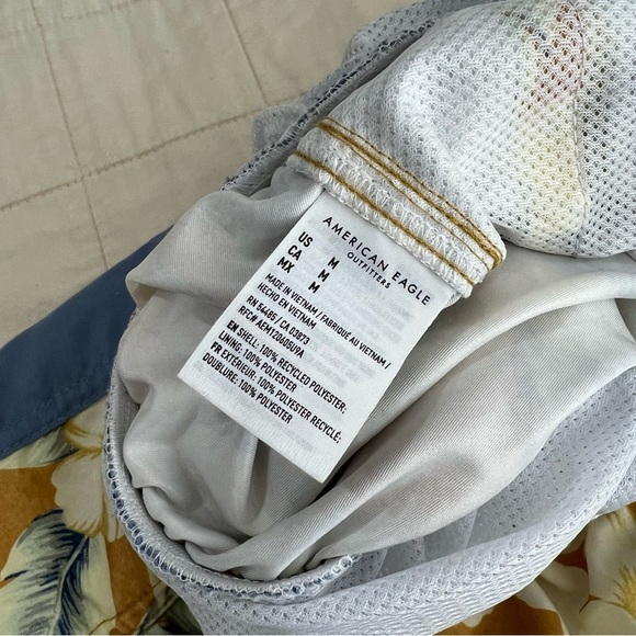 American Eagle Men’s Lined Swim Suit Trunks Floral Size Medium - Picture 9 of 9